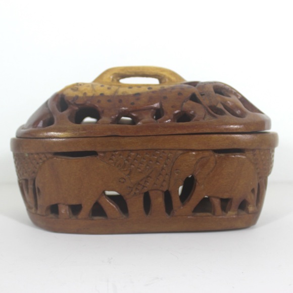 Vintage Carved Wood Box with Lid, Hand Carved African Safari Animals, Handmade - Picture 3 of 9